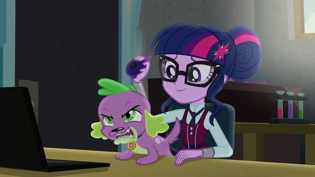 File:Puppy Spike growling at CHS EG3.png