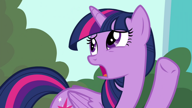 File:Twilight "just have to smile and wave" S4E25.png
