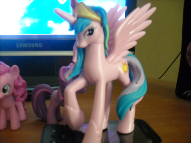 File:Celestia-pink.png