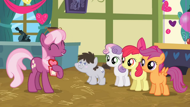 File:Cheerilee is happy S2E17.png