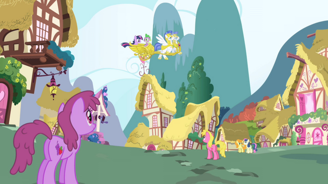 Файл:Twilight Sparkle arrives in Ponyville S1E01.png