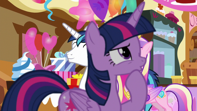 File:Twilight Sparkle deep in thought S5E19.png