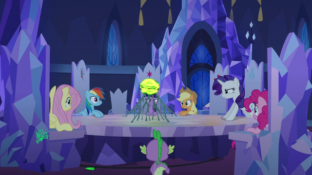 File:Scarabs merge into a communication device S6E25.png