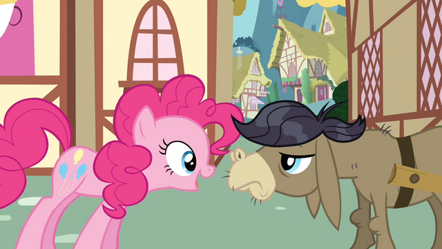 File:Pinkie meeting CDD S2E18.png