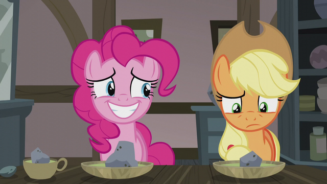 File:Pinkie smiling nervously S5E20.png