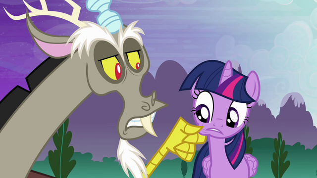 File:Discord "what kind of friend do you think I am?" S4E02.png