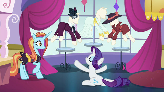 File:Rarity "fabulous costumes!" S5E15.png