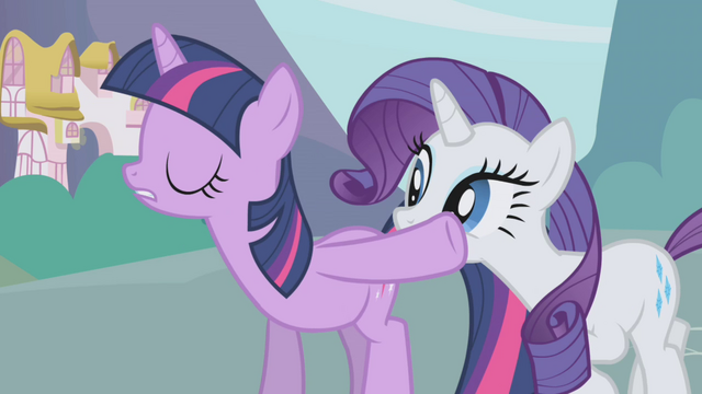 File:Twilight silences Rarity S1E03.png