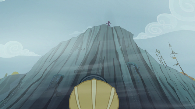 File:Pinkie looks at Rainbow from a ledge S5E8.png