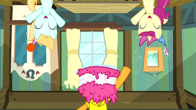 File:Cheese with head inside a cake S4E12.png