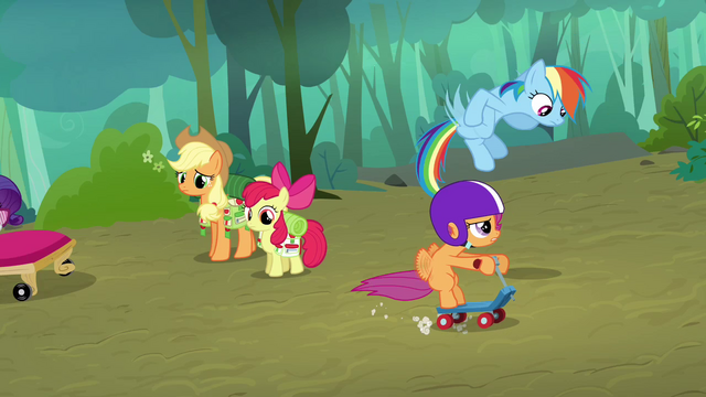 File:Scootaloo continues riding S3E06.png