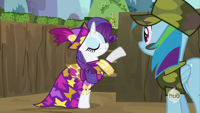 File:Rarity being glamorous S2E21.png