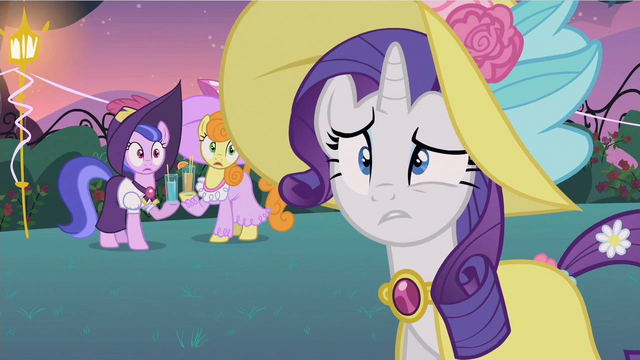 File:Rarity thing S2E9.png