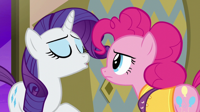 File:Rarity scoffing at Pinkie Pie S6E12.png
