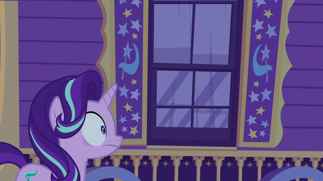 File:Starlight Glimmer stunned outside Trixie's wagon S6E25.png