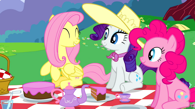 File:Fluttershy Rarity and Pinkie smiling at picnic S2E25.png