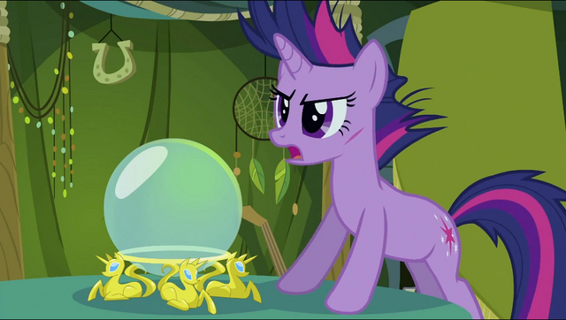 File:Twilight in front of a crystal ball S2E20.png
