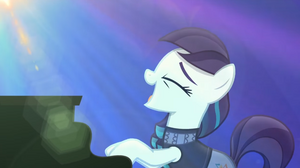 S05E24 Światło świecące na Coloraturę.png