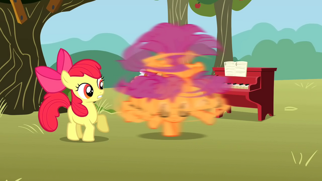 File:Scootaloo spinning S01E18.png