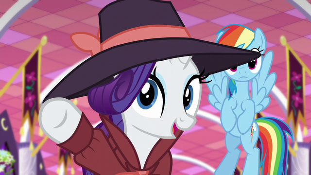 File:Rarity pointing S5E15.png