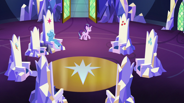 File:Starlight pacing in the throne room S7E2.png