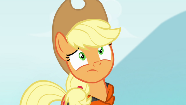 File:Applejack getting scared S4E09.png