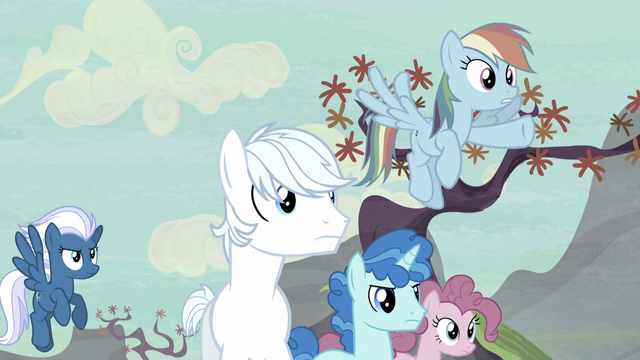 File:Rainbow Dash sees Starlight in the distance S5E2.png