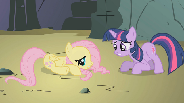 File:Fluttershy is scared S1E07.png