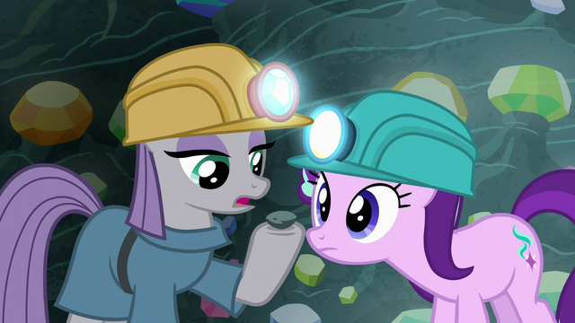 File:Maud "you don't look a day over six hundred" S7E4.png