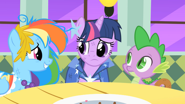 File:Twilight worries that Princess Celestia is upset S01E26.png