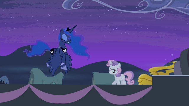 File:Luna "What do you think?" S4E19.png