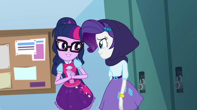File:Rarity amused by Twilight Sparkle's dorkiness EGS1.png