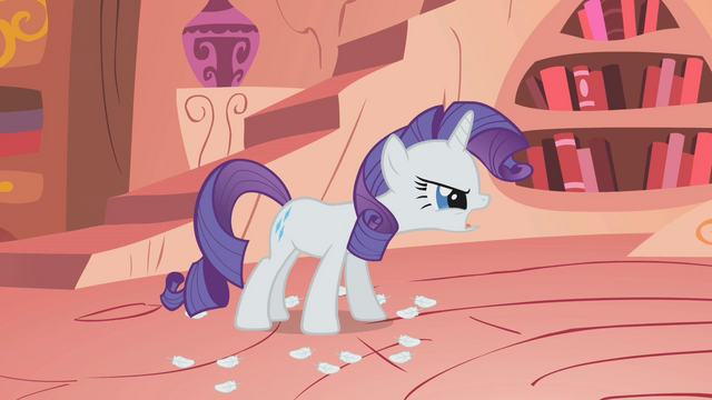 File:Rarity yelling after being hit with pillow S1E8.png