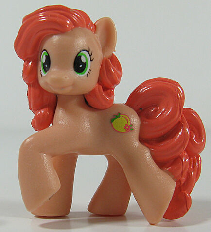 File:Toys 'R Us Peachy Pie mini-figure toy.jpg