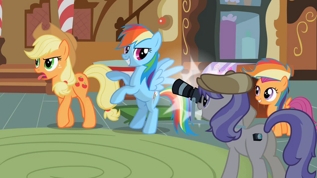 File:Applejack not pleased S2E8.png