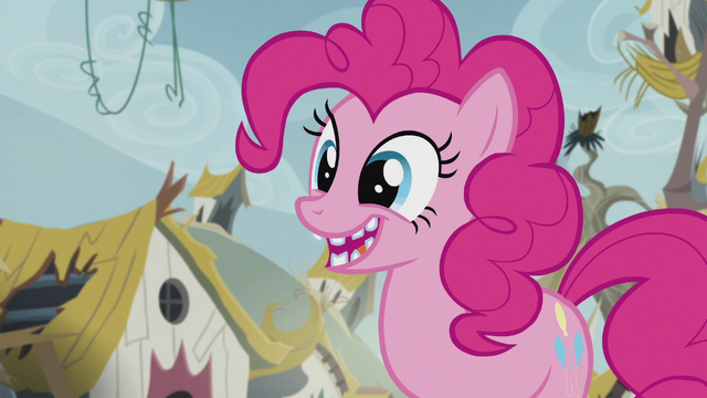 File:Pinkie with broken teeth S5E8.png
