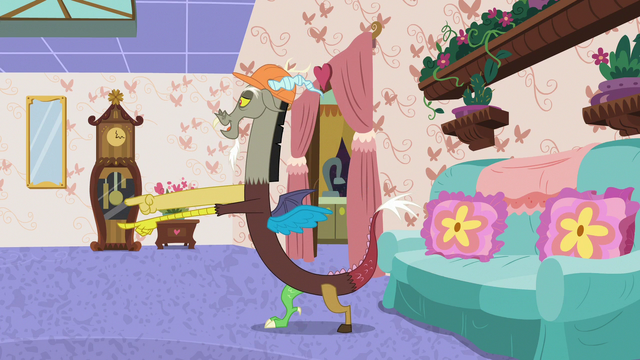 File:Discord "and a whole lot of those" S7E12.png