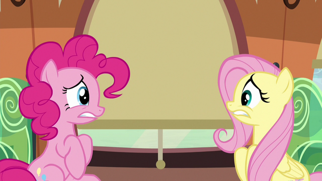 File:Pinkie and Fluttershy look incredibly nervous S6E18.png
