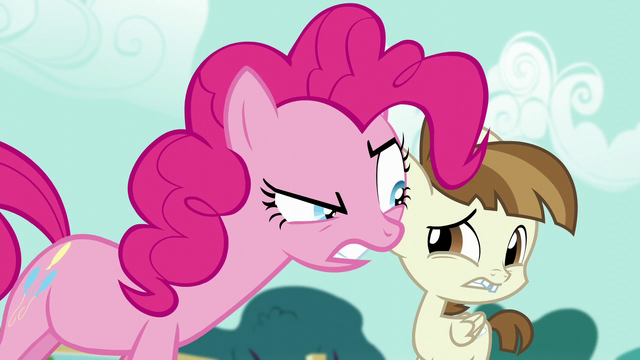 File:Pinkie looks at Featherweight very closely S5E19.png