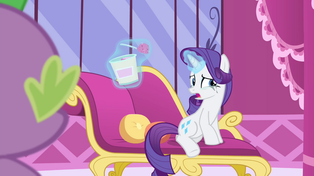 File:Rarity "miserably!" S4E23.png