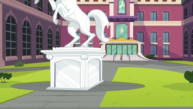 File:Sunset Shimmer studying outside of CHS EG3.png