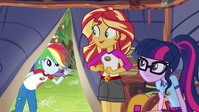 File:Sunset Shimmer "be right there!" EG4.png