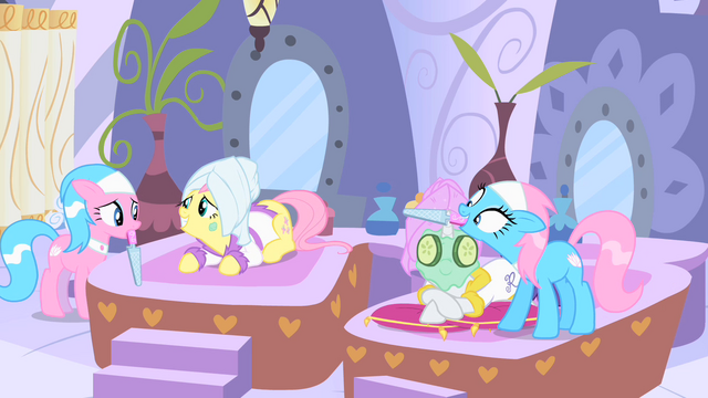File:Horn filing S1E20.png