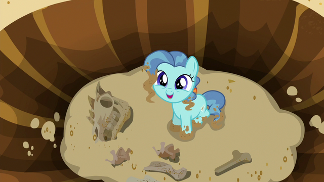 File:Petunia Paleo pleased with her discovery S6E19.png