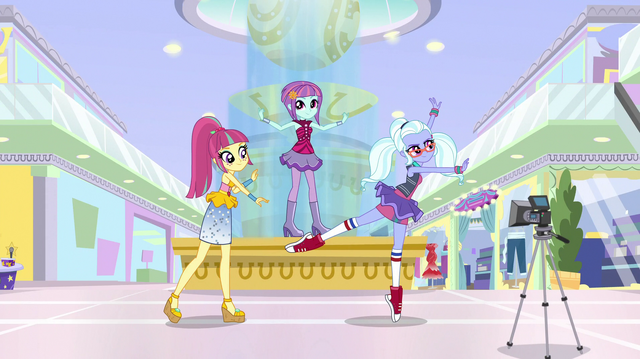 File:Sour Sweet, Sunny Flare, and Sugarcoat dancing EGS1.png