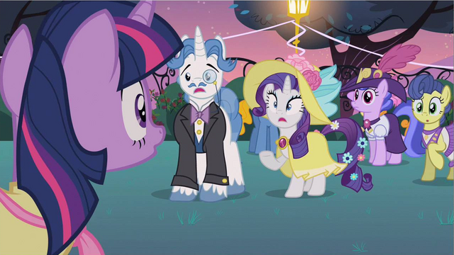 File:Rarity she speaks! S2E9.png