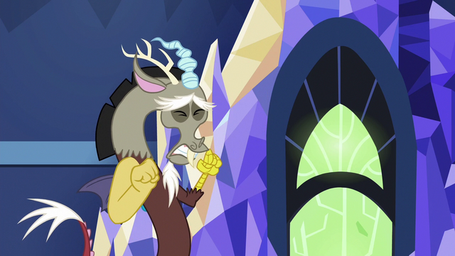 File:Discord trying to apologize S6E17.png