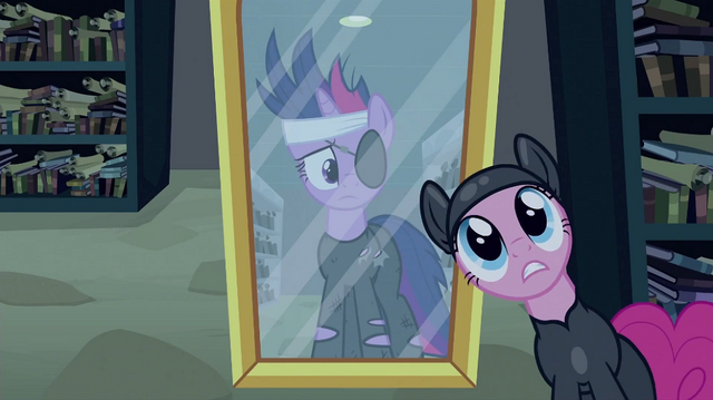 File:Pinkie Pie and mirror S2E20.png
