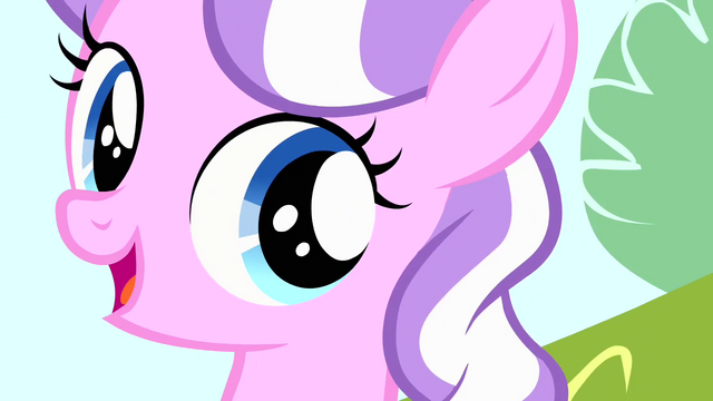 File:Diamond Tiara smiling S4E12.png