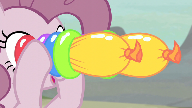 File:Pinkie Pie "these are amazing!" S5E2.png
